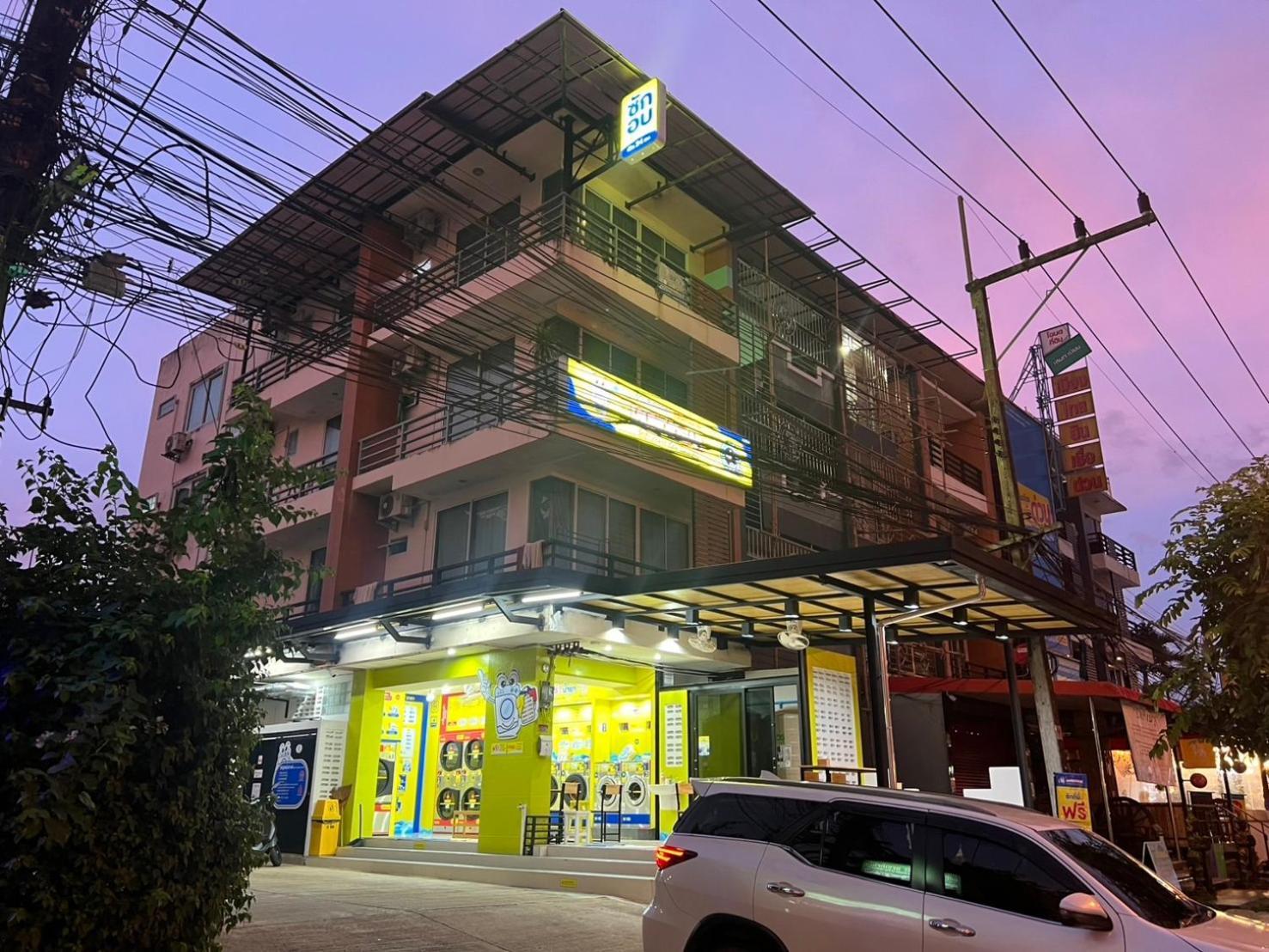 J Apartment Ao Nang Exteriör bild