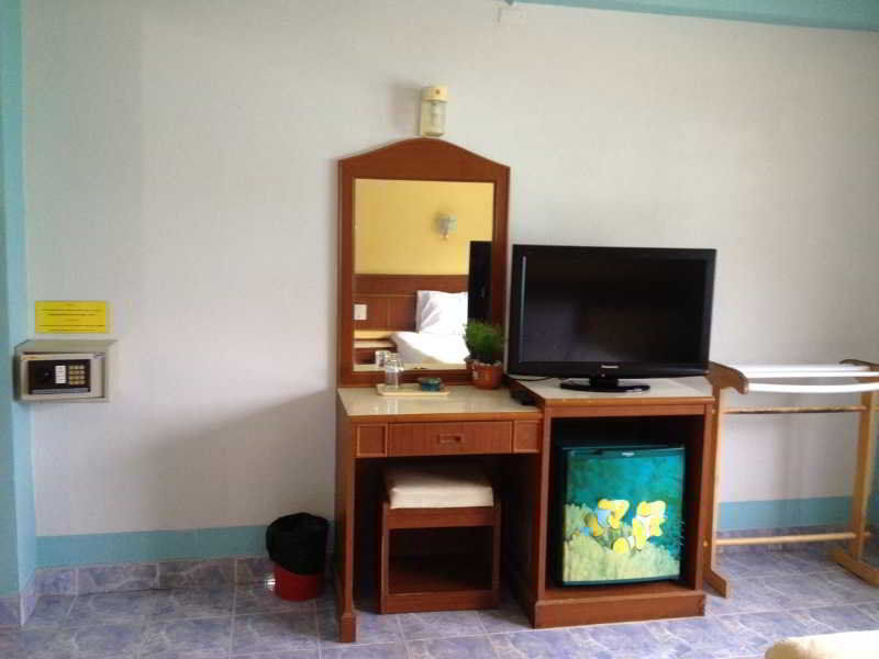 J Apartment Ao Nang Exteriör bild